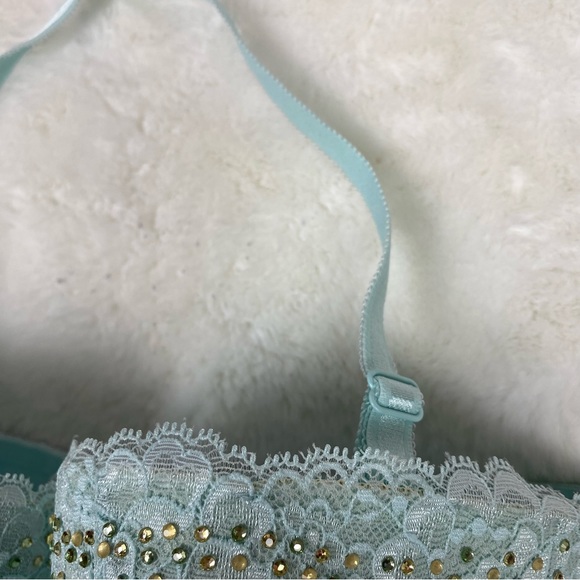 Victoria Secret Dream Angles Multiway Bra - Picture 3 of 7